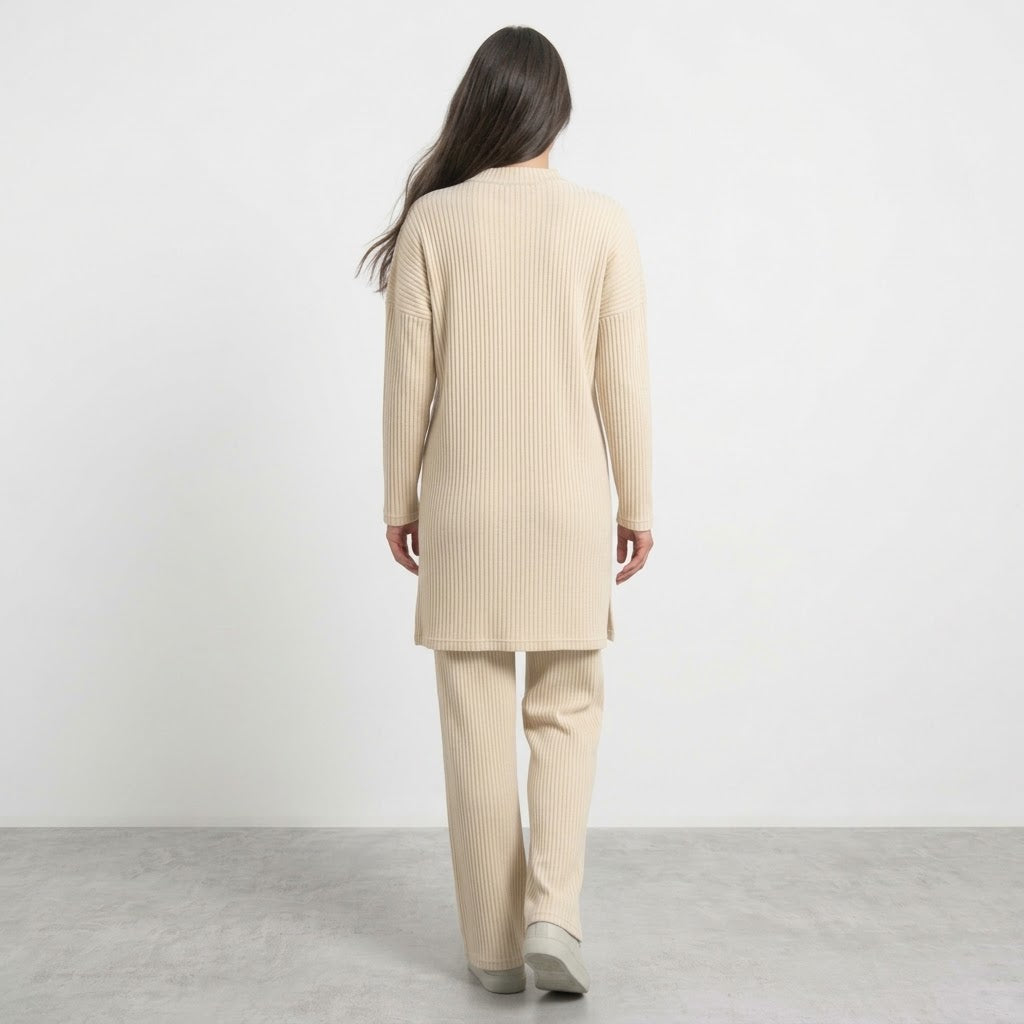 Long Slit Brush Rib Two-Piece Set