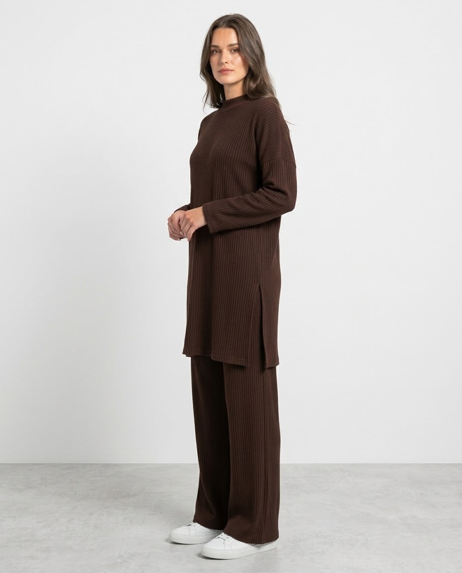 Long Slit Brush Rib Two-Piece Set