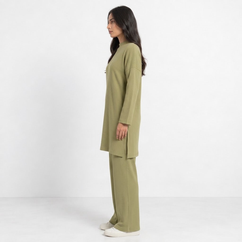 Long Slit Brush Rib Two-Piece Set