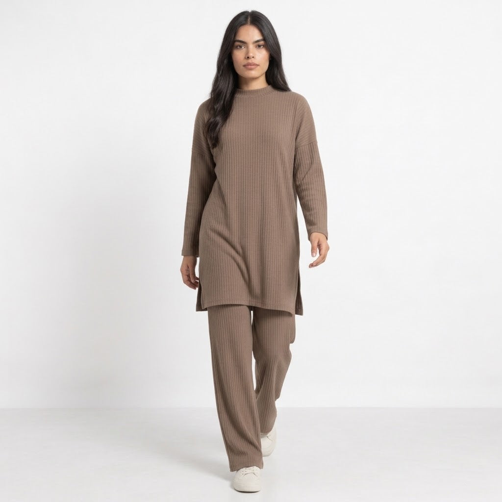 Long Slit Brush Rib Two-Piece Set